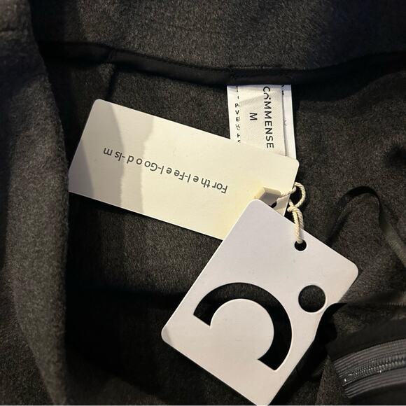 NWT Commense Charcoal Gray Piped Hem Mini Skirt Size Medium - Picture 4 of 5